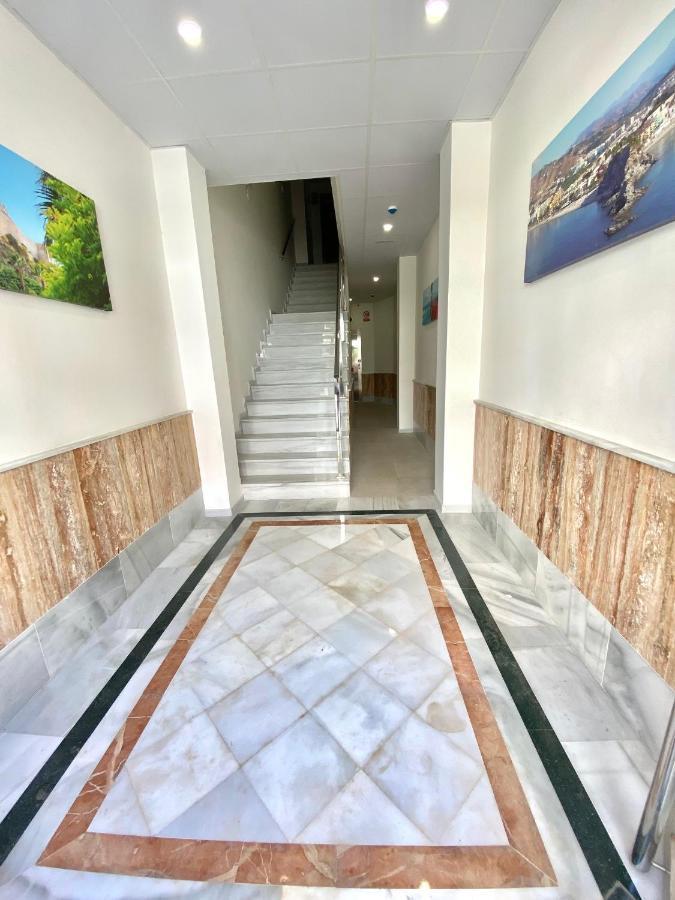 Apartamentos Turisticos Victoria Almuñécar Kültér fotó