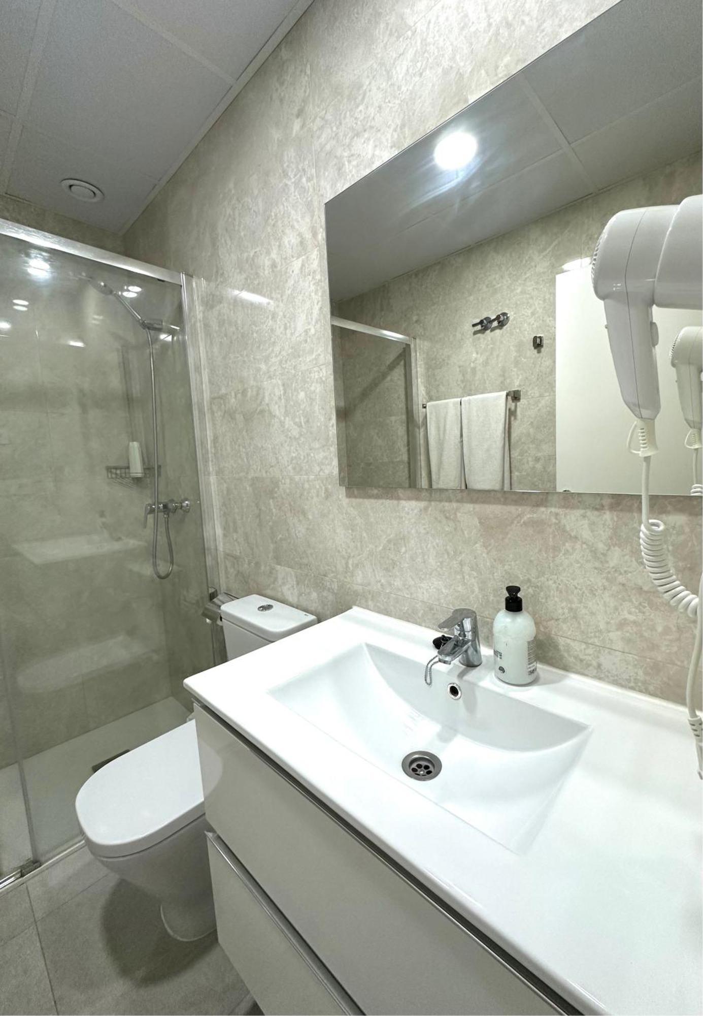 Apartamentos Turisticos Victoria Almuñécar Kültér fotó