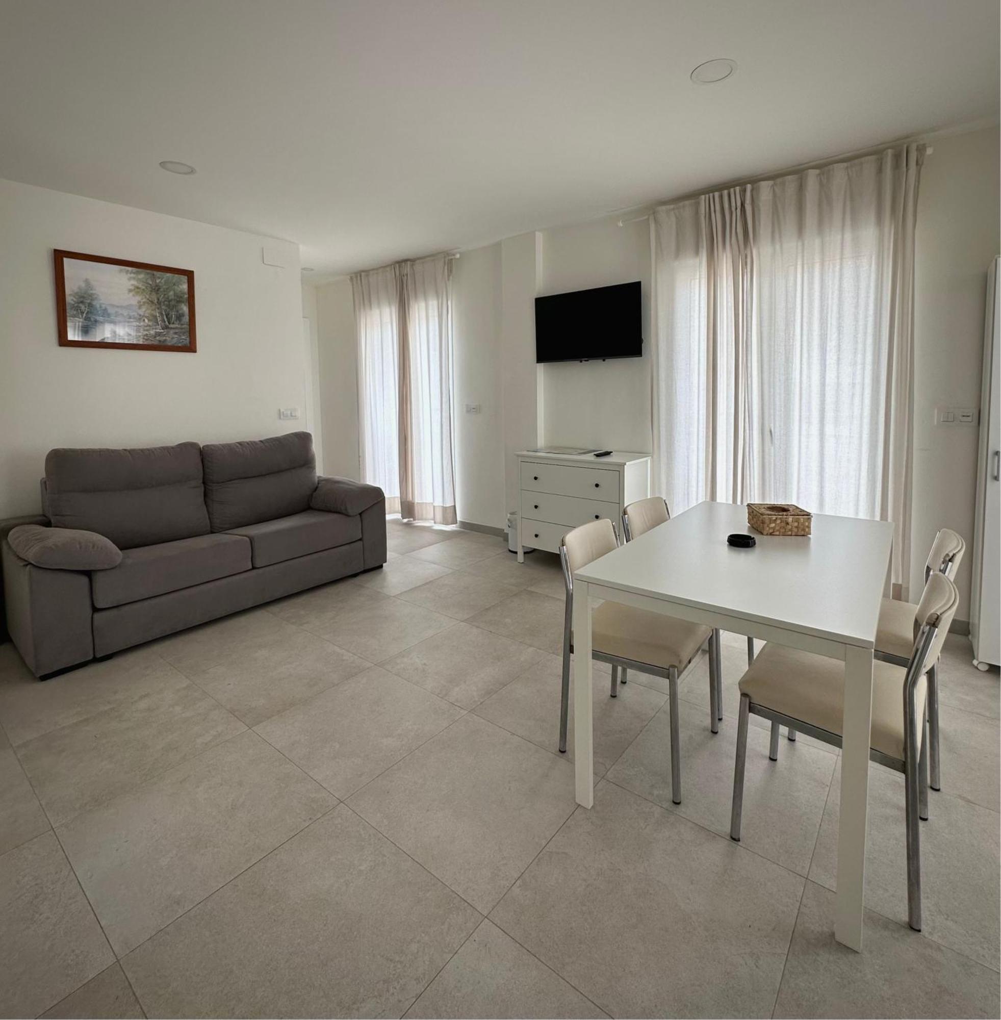 Apartamentos Turisticos Victoria Almuñécar Kültér fotó
