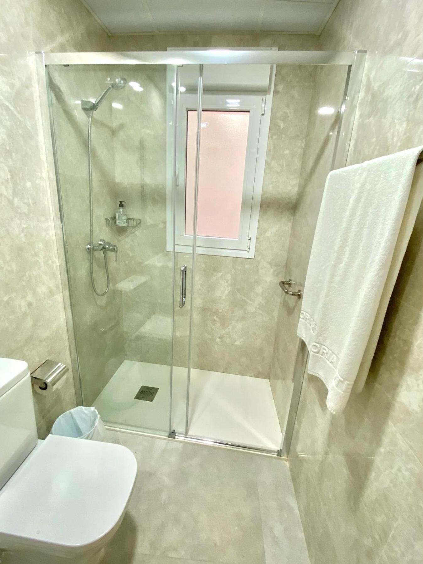 Apartamentos Turisticos Victoria Almuñécar Kültér fotó