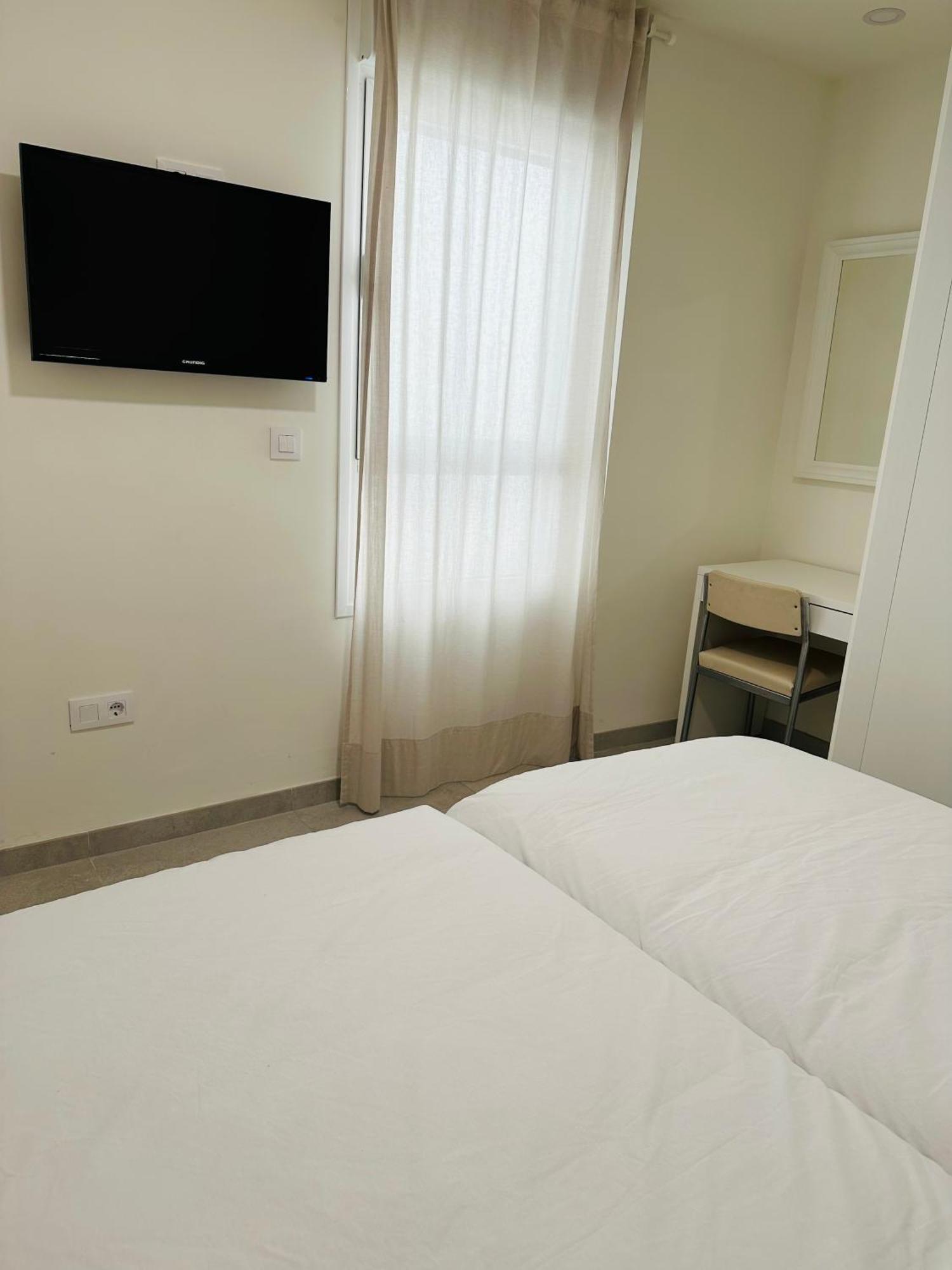 Apartamentos Turisticos Victoria Almuñécar Kültér fotó
