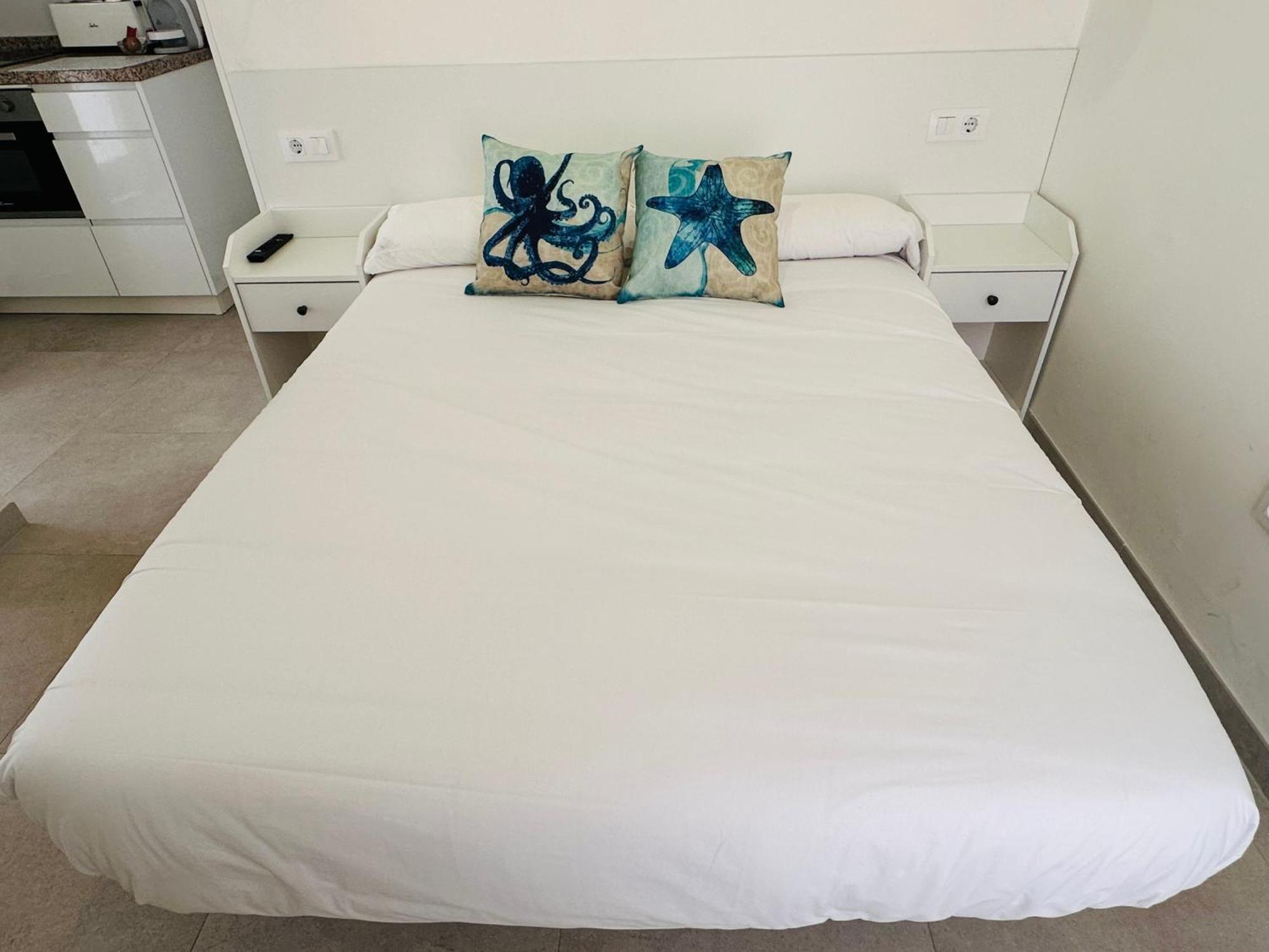 Apartamentos Turisticos Victoria Almuñécar Kültér fotó